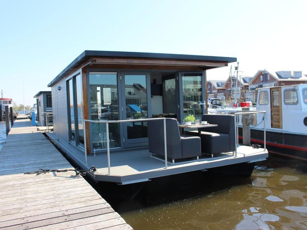 Modern Houseboat With Air Conditioning Located In Marina Uitgeest Eksteriør bilde